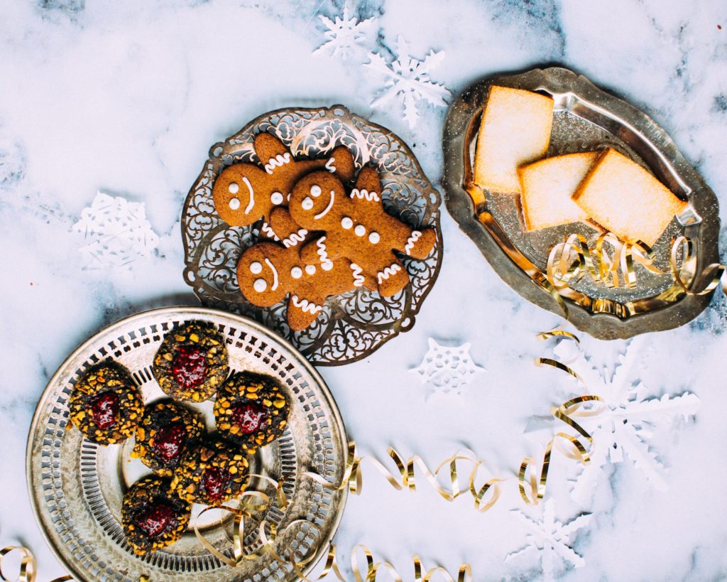 Top 10 places in Delhi to order the best Christmas bakes from