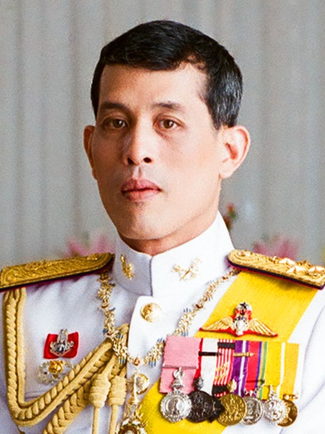 Kim's Raja Raja terkaya di dunia ini harta berpuluh keturunan pun tidak habis