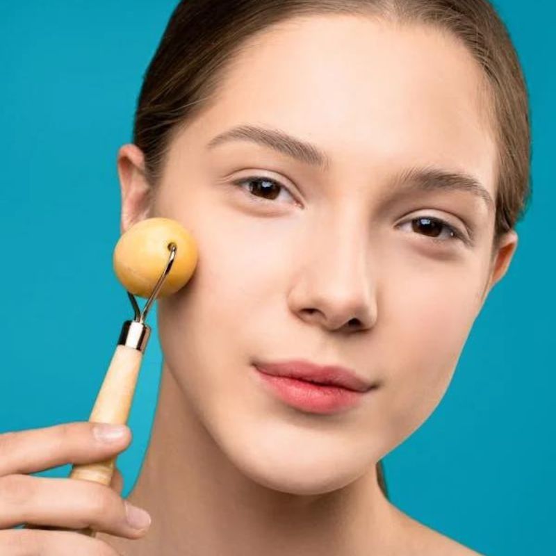 Mahu tampil berseri di pagi raya? Ikuti tips ini untuk dapatkan kulit flawless!