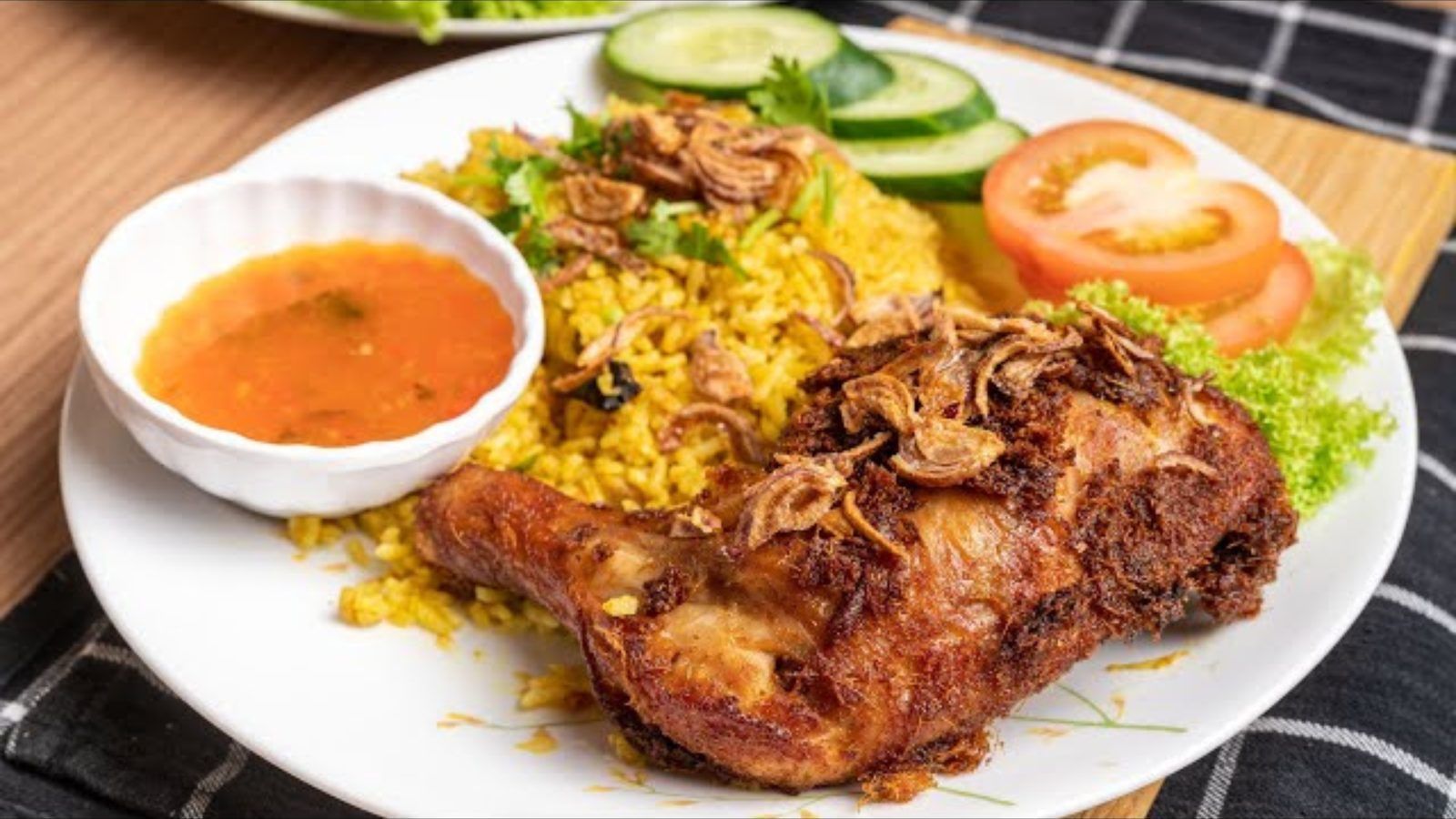 Nasi ayam sedap Khao Mok Thai, resipi jauh dari selatan Thailand