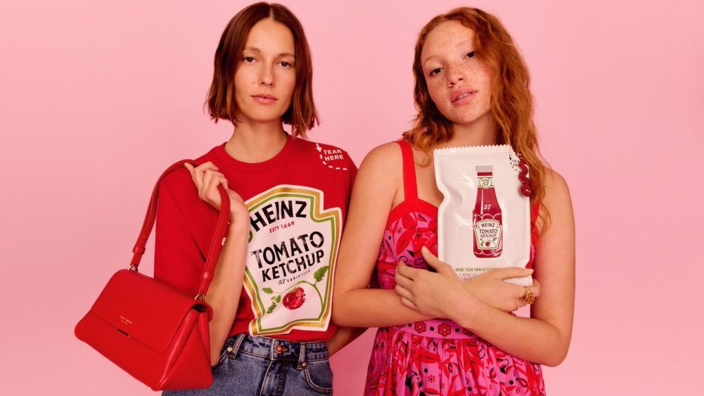 Comel! Kate Spade New York hadir dengan kolaborasi unik bersama Heinz Ketchup