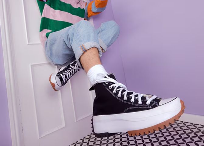 Sneakers Platform Kembali Jadi Pilihan Fesyen: 7 Muka Gaya Yang Mempengaruhi
