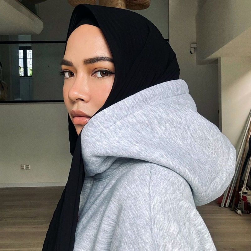 5 Gaya Hijab Nora Danish yang buat netizen terpegun
