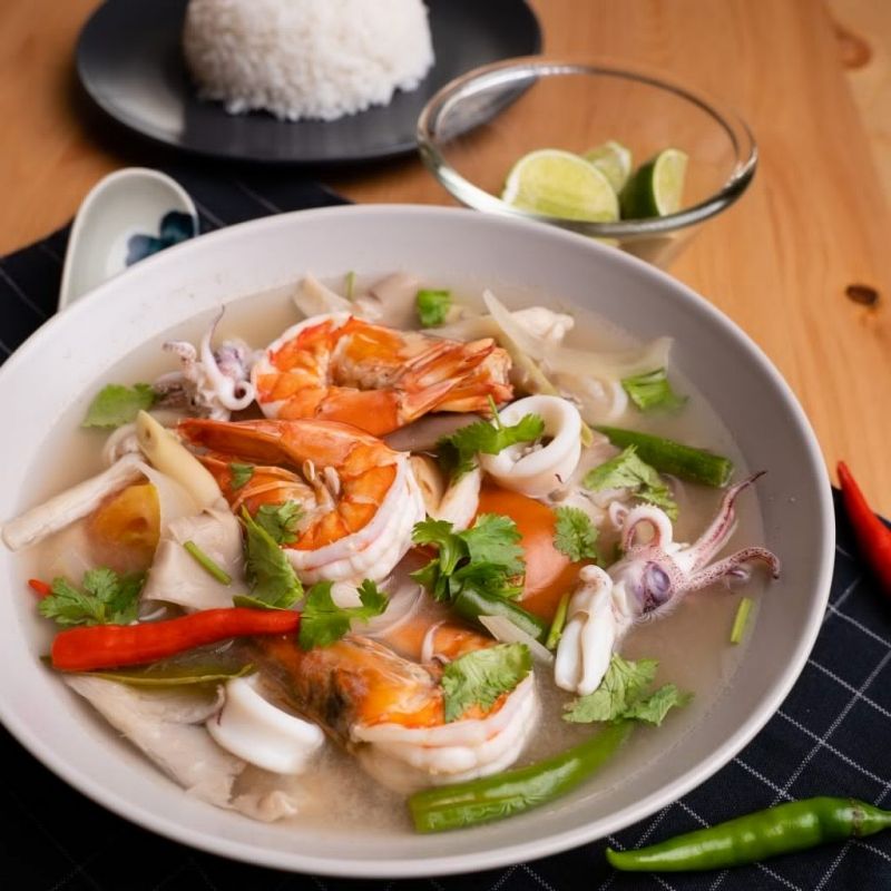 Resepi tomyam putih ala Thai yang cukup masam dan pedas boleh cuba di rumah