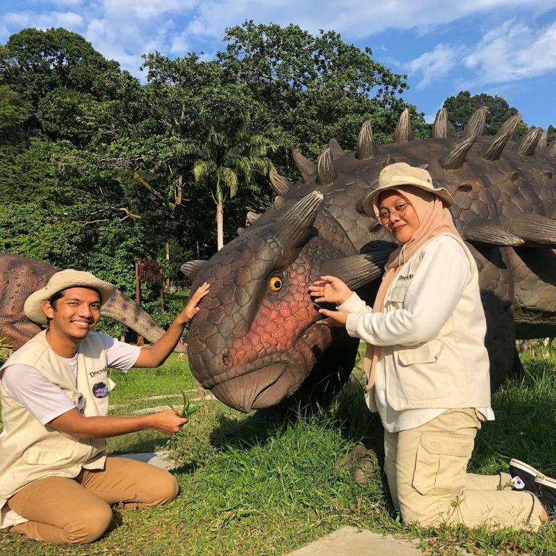 Zoo Teruntum Kuantan: Gabungan haiwan liar dan dinosaur animatronik yang menarik