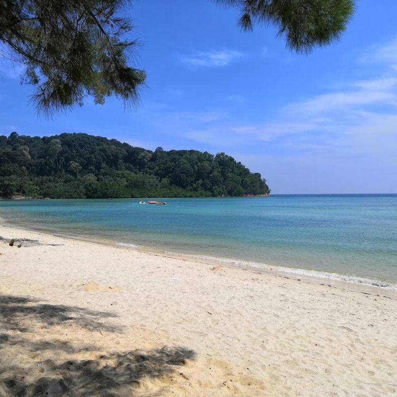 Bersantai di pasir putih! Ini 5 pantai terbaik sekitar Port Dickson untuk healing bersama