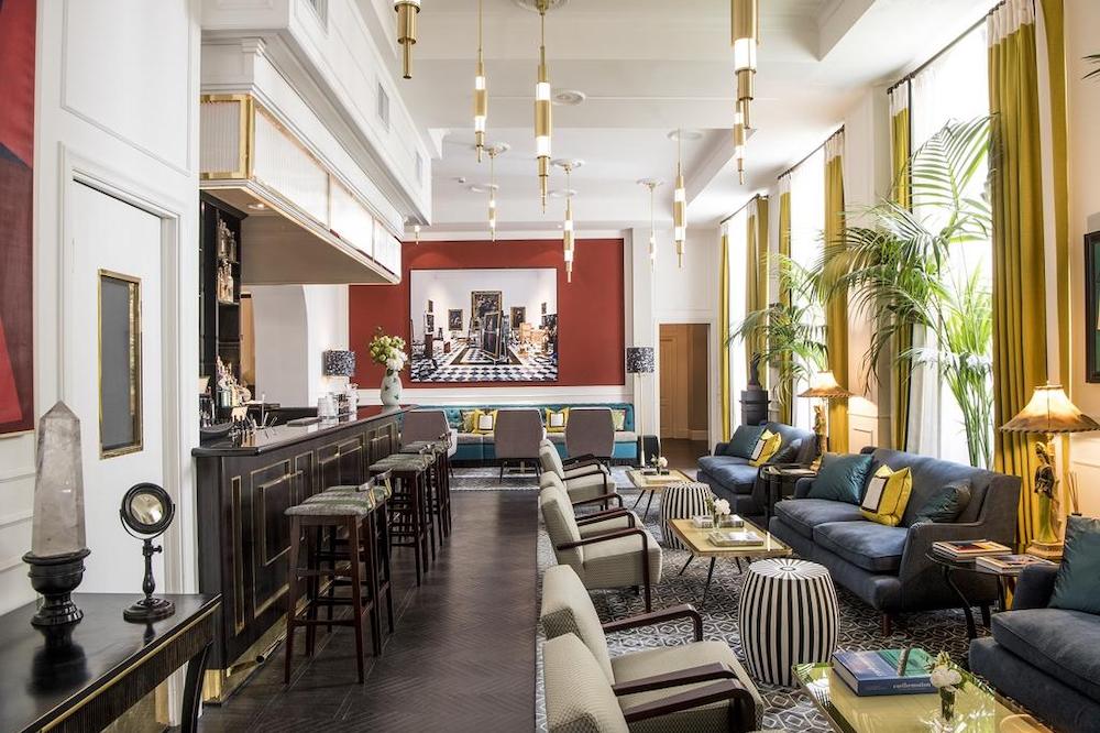 Get lost in the Eternal City at... Hotel Vilòn