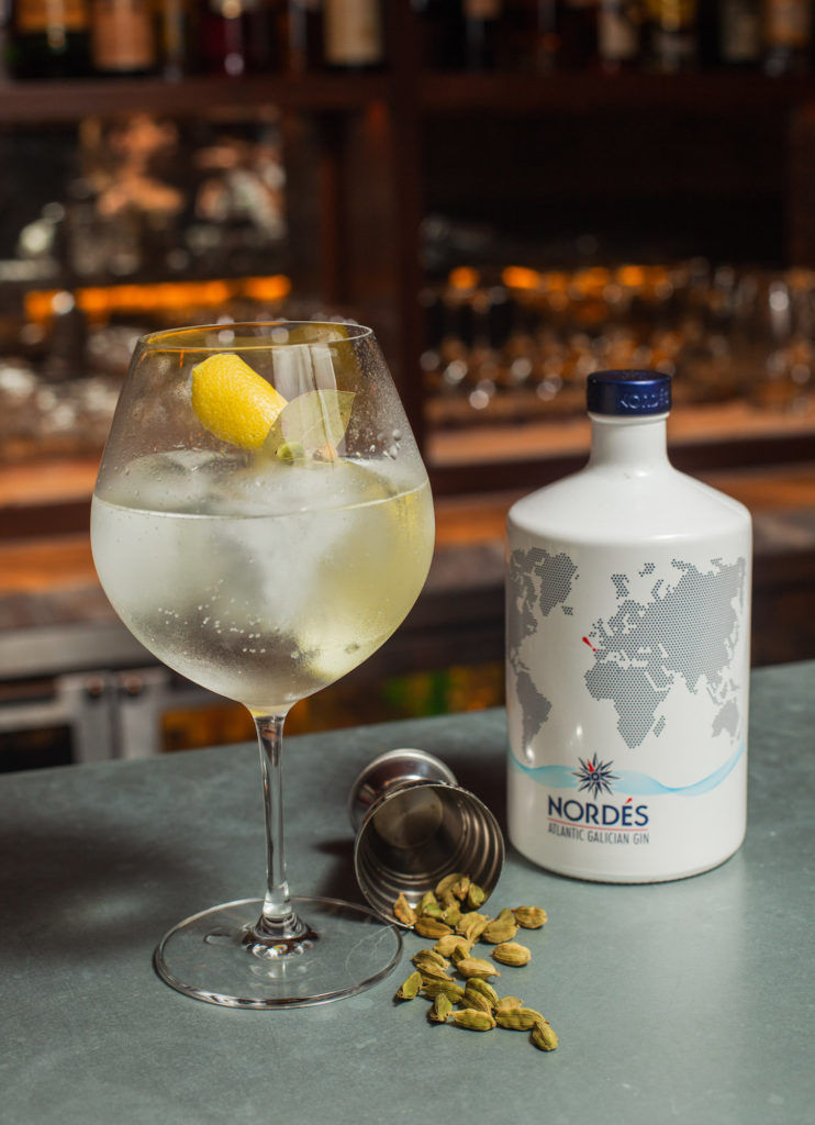 where to drink in Hong Kong