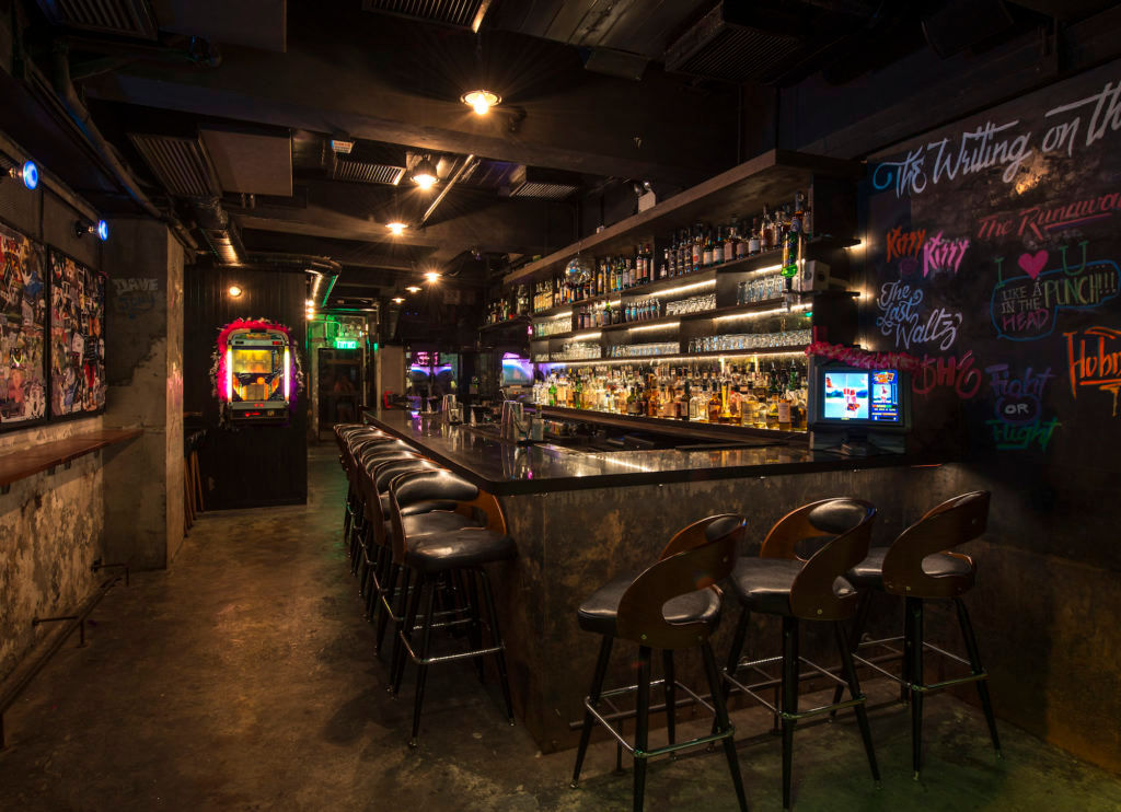 where to drink in Hong Kong