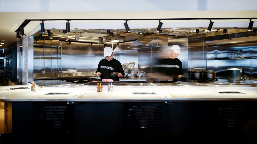 Review: Yakinikumafia brings a pared-down approach to prized Ozaki Wagyu
