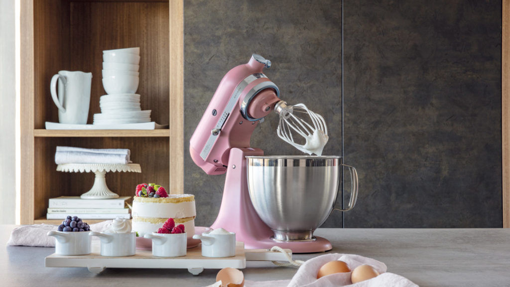 Explore KitchenAid’s range of colourful kitchen essentials