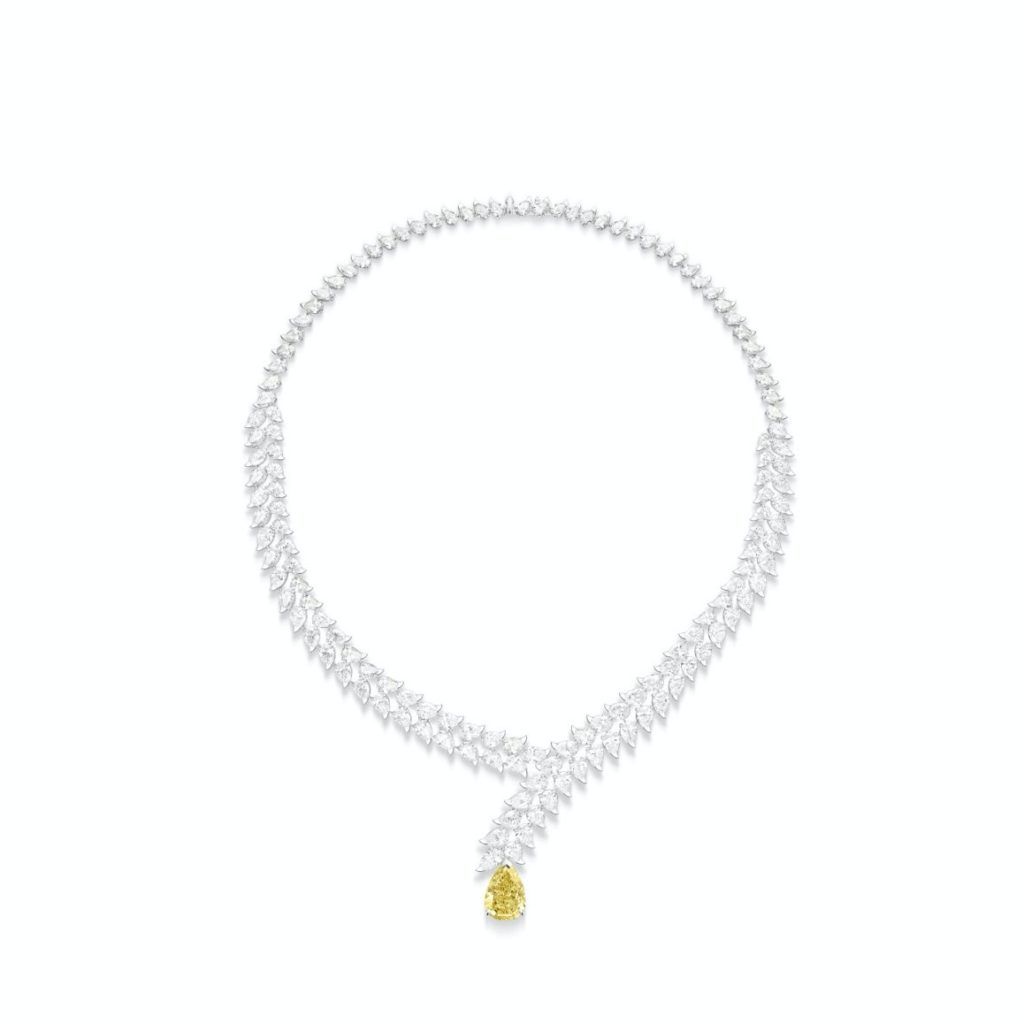 yellow diamond pantone 2021