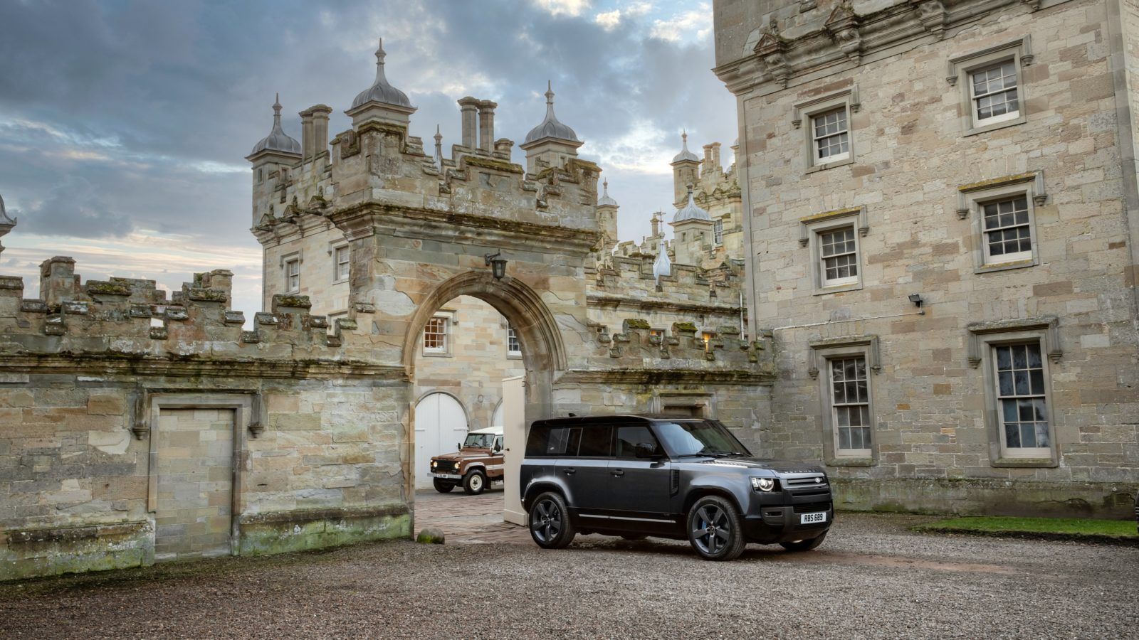 The new Defender V8 is Land Rover’s toughest 4×4 yet