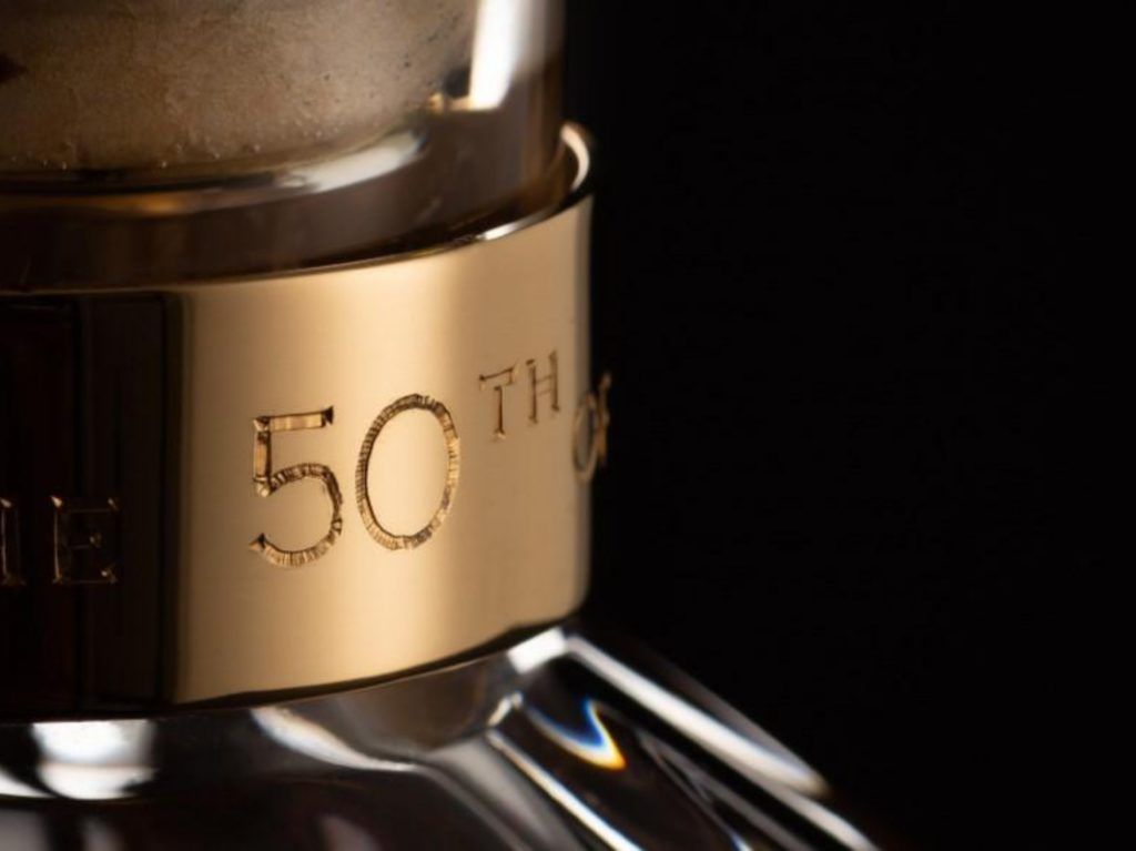 the-glenrothes-50-year-old-whisky-auction-gold-hamilton-inch
