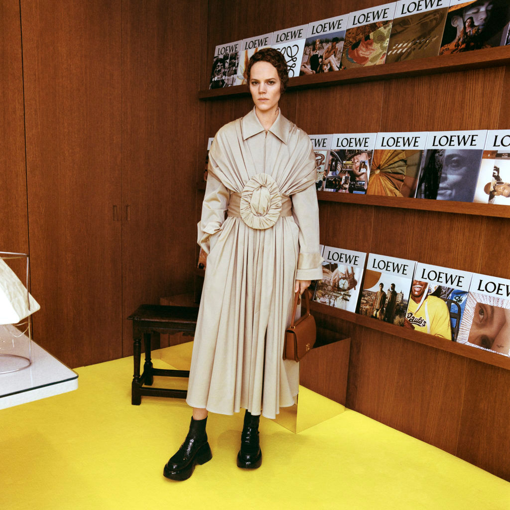 A complete look at Loewe's Fall/Winter 2021 runway collection