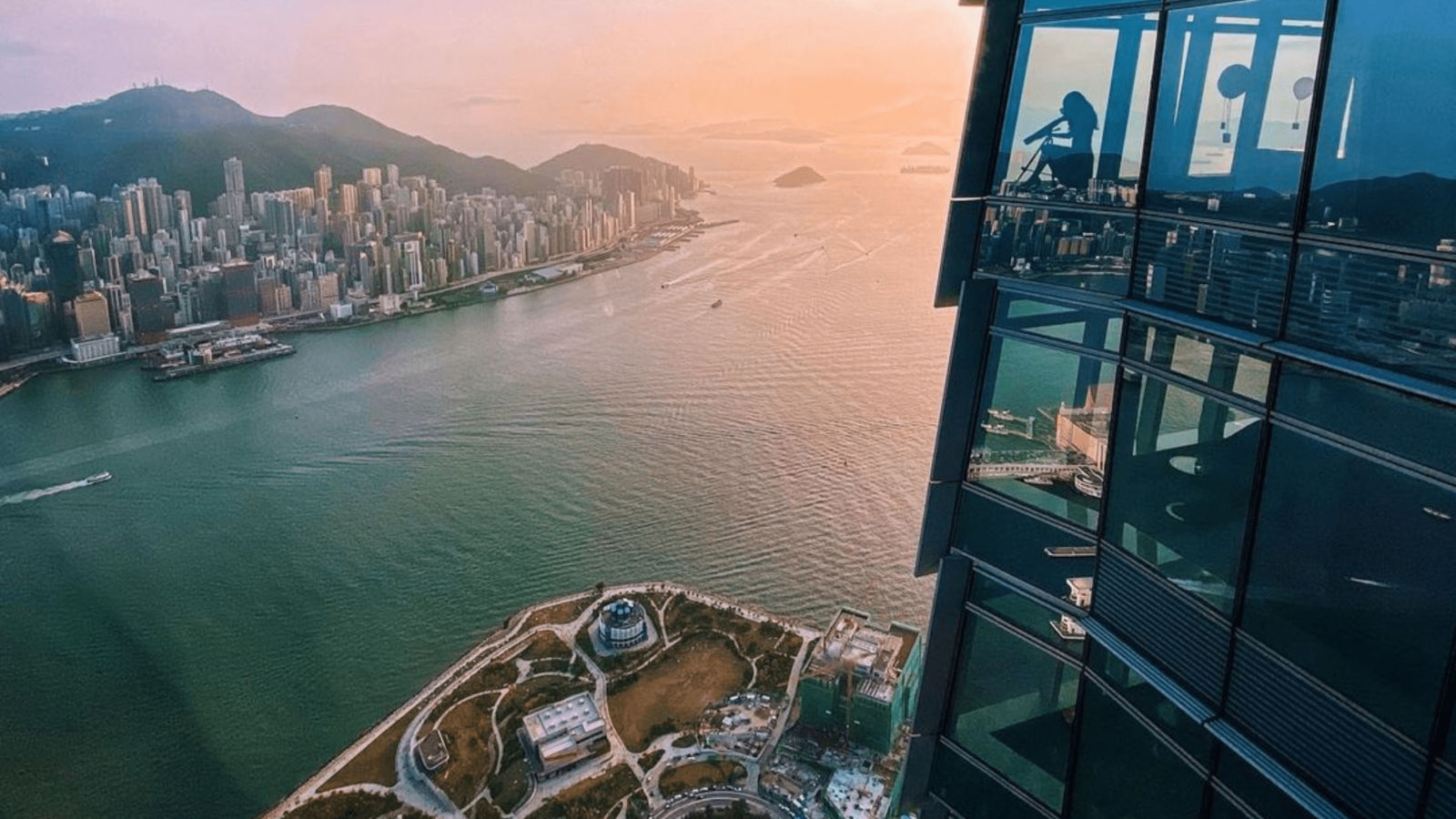 6 hotels for a daycation in Hong Kong