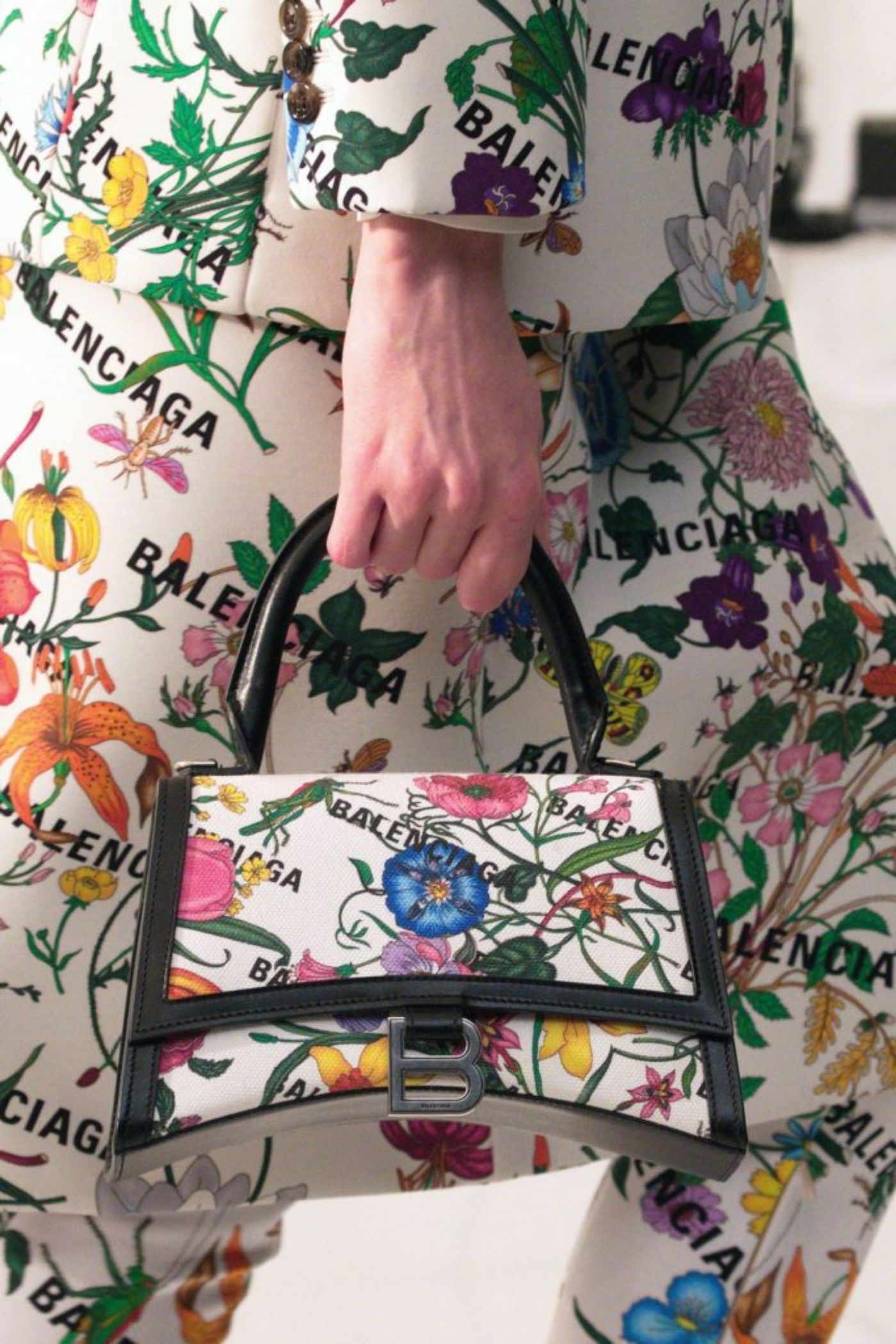 gucci balenciaga hourglass bag