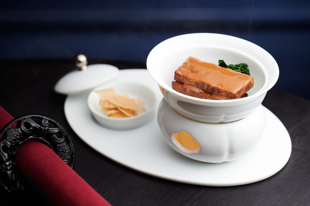 Man-Wah-Restaurant-Michelin-Star-Dining
