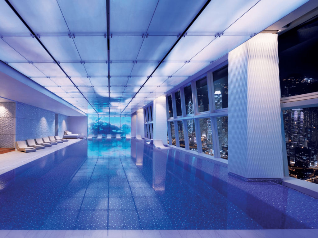 Ritz-Carlton rooftop swimming pools