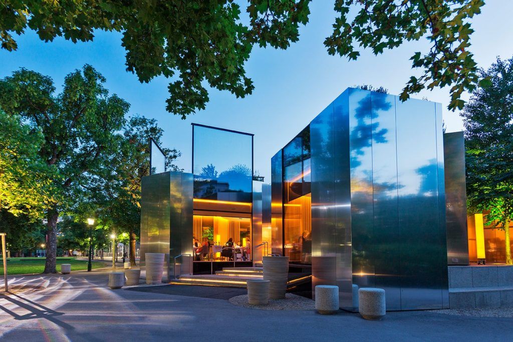 10 restaurants around the world that are also architectural marvels