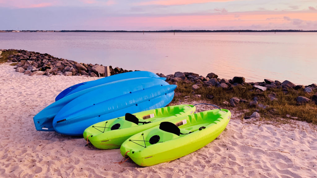Where to kayak in Hong Kong