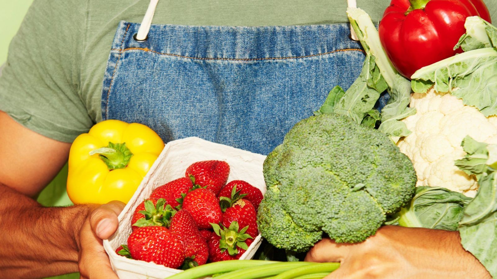 What is a raw vegan diet? Here's what a nutritionist says