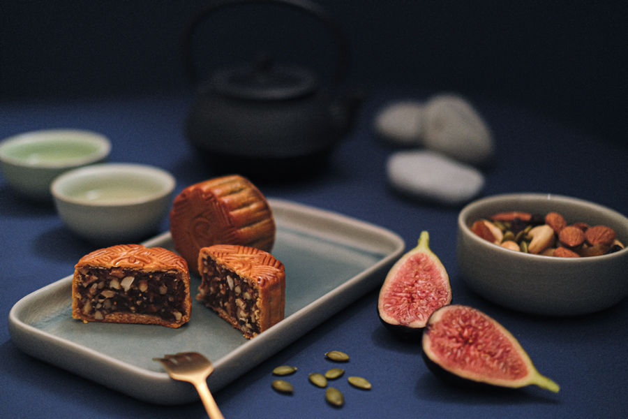 Top pastry chefs are opting for innovative fillings in mooncakes this year