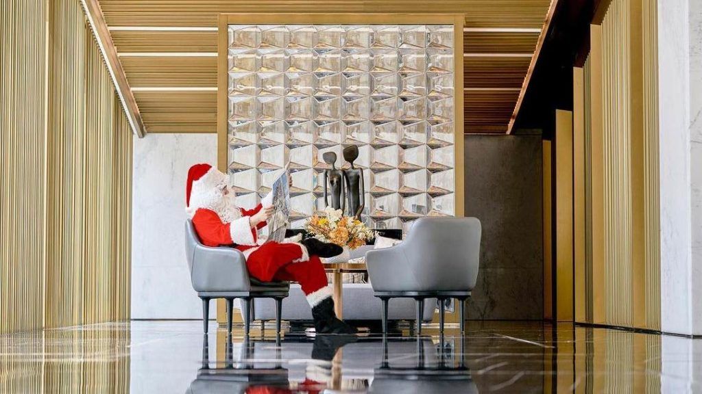 Escape the holiday rush with these festive staycations for Christmas 2021