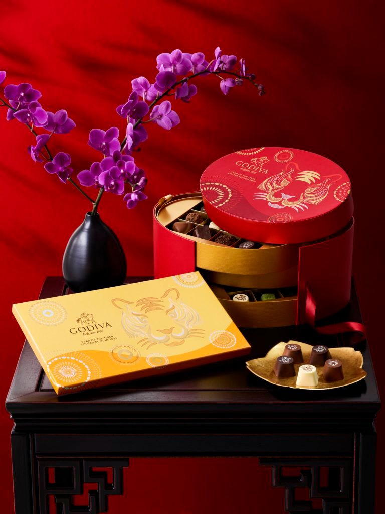 What is the Lunar New Year chuen hup, or candy box, and what are