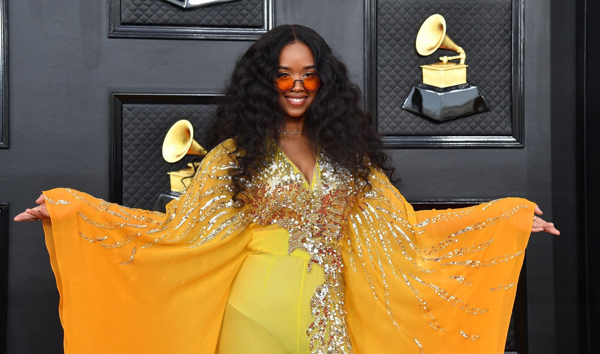 Grammys 2022 red carpet: H.E.R.