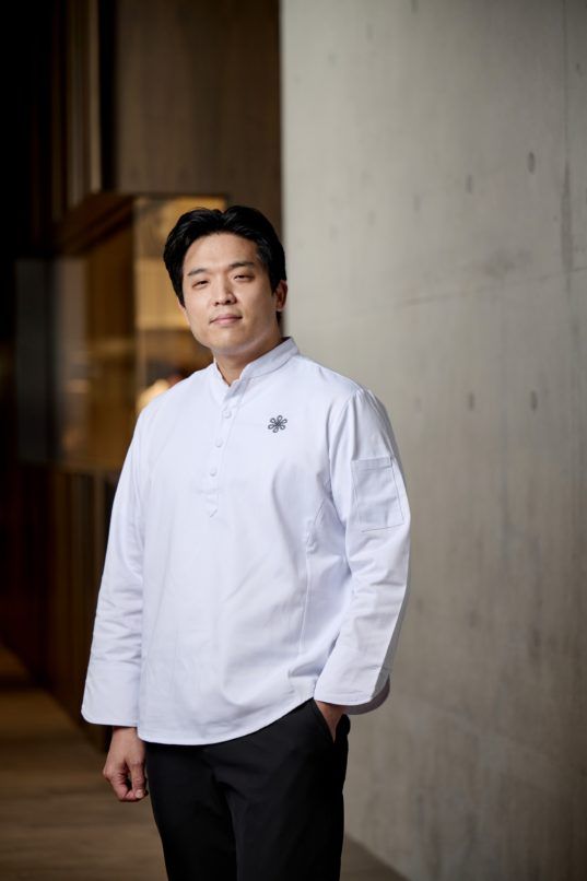 Chef Sung Ahn creatively reinterprets traditional Korean cuisine at Mosu