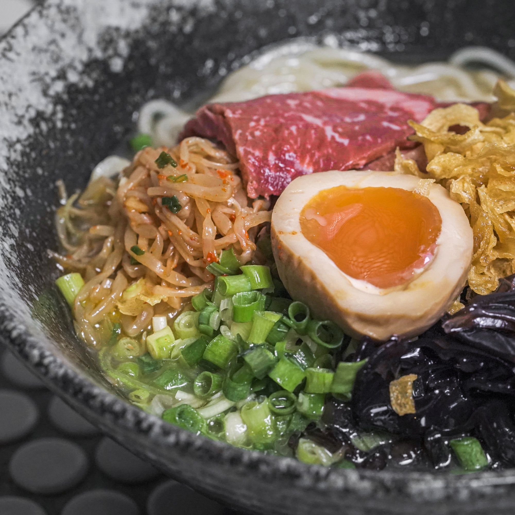 Where to get the best noodle dishes in Hong Kong?