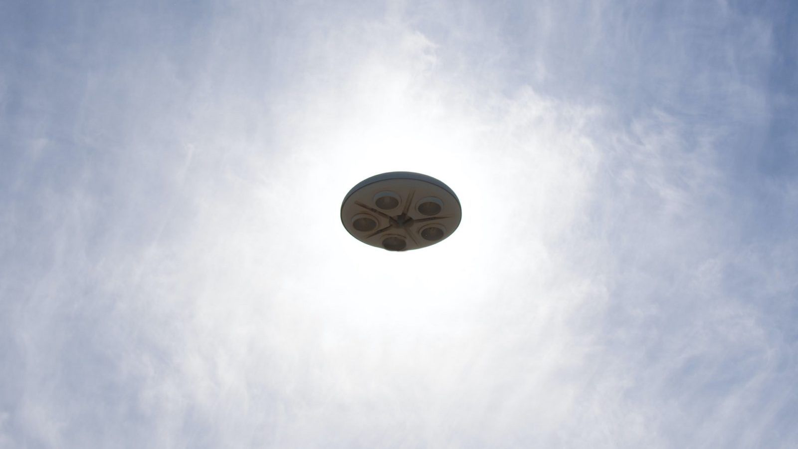 In rare public hearing, Pentagon reports UFO sightings are around 400