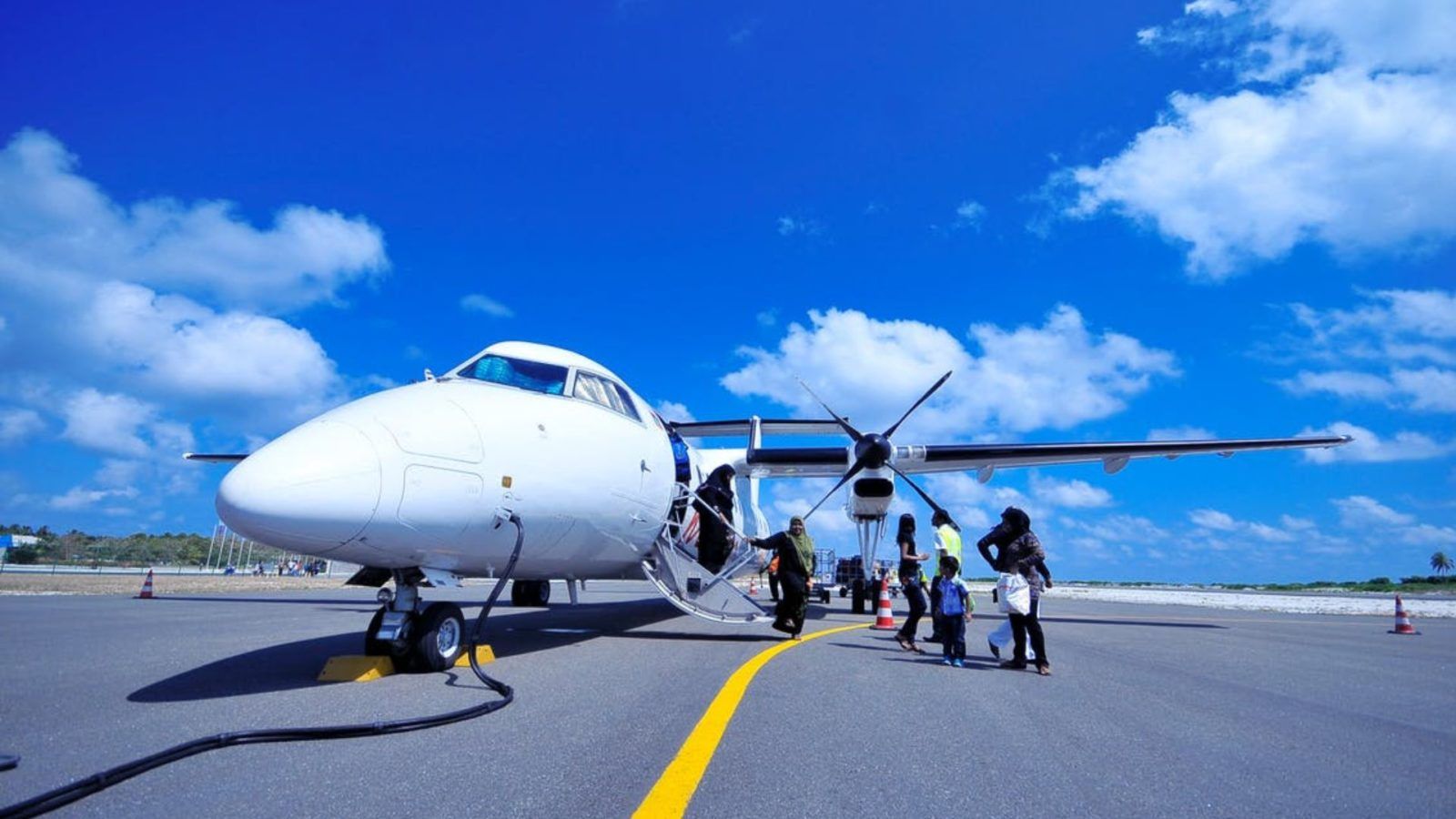 How much does a private jet charter in Hong Kong cost and how to book it