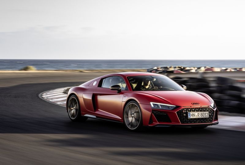 The Audi R8 Coupé V10 Is The Last Of Its Kind And Its Going Out With A Bang
