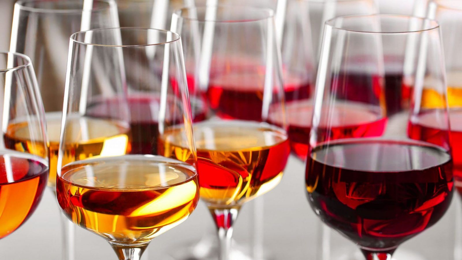 How to taste wine like a pro