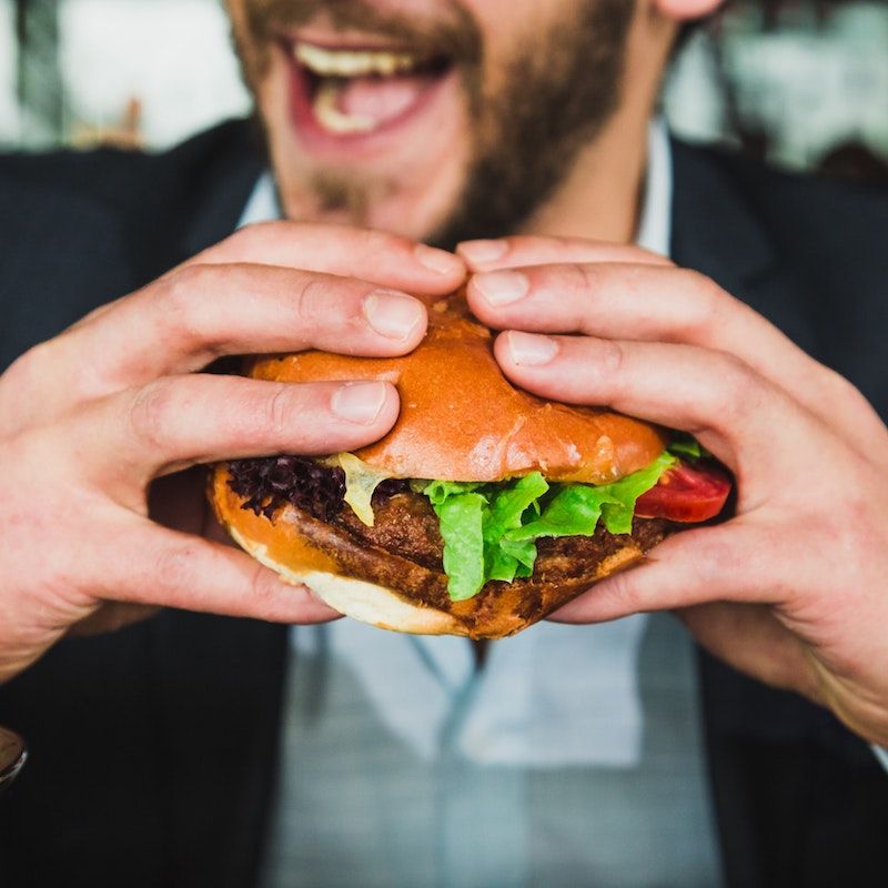 The Best And Worst Foods To Eat Before Bed