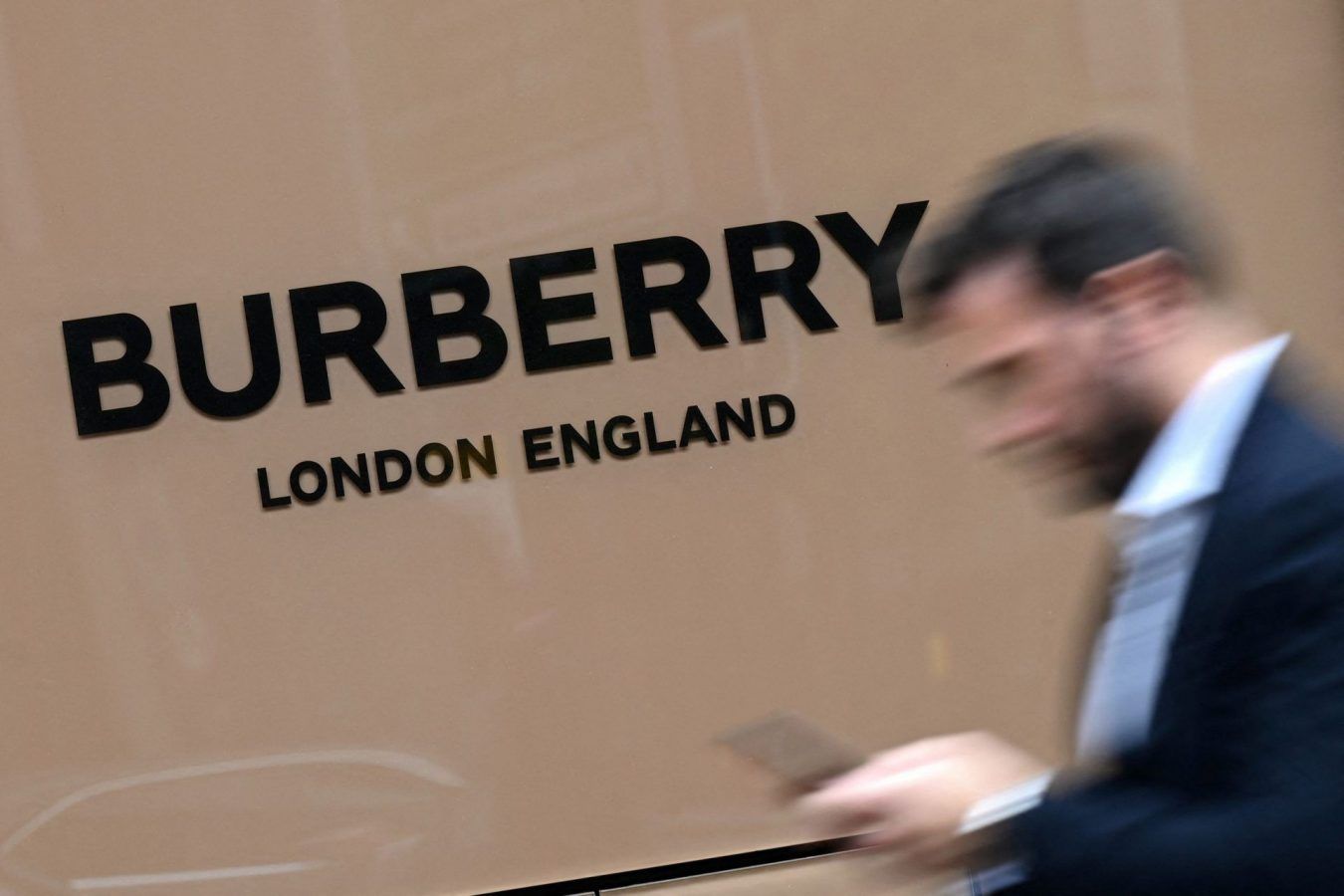 Burberry replaces creative chief Riccardo Tisci with Daniel Lee