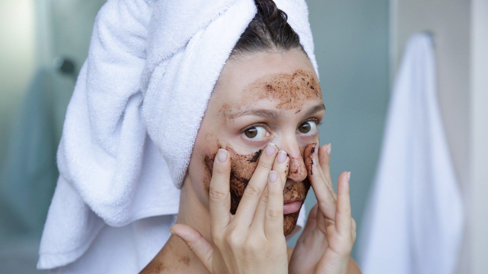 Caffeine and coffee grounds: Two natural ingredients to add to your beauty routine