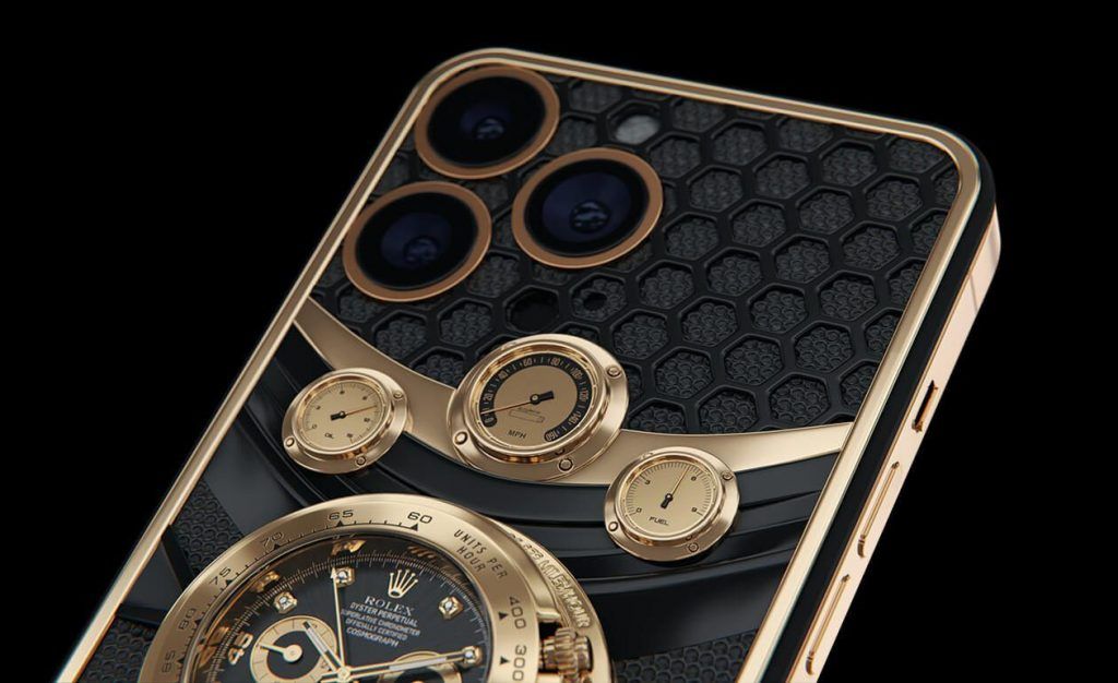 Caviar’s iPhone 14 Pro Max bears a Rolex Cosmograph Daytona on its rear