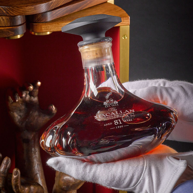 The world’s oldest whiskey sold at auction for HK$2,668,400