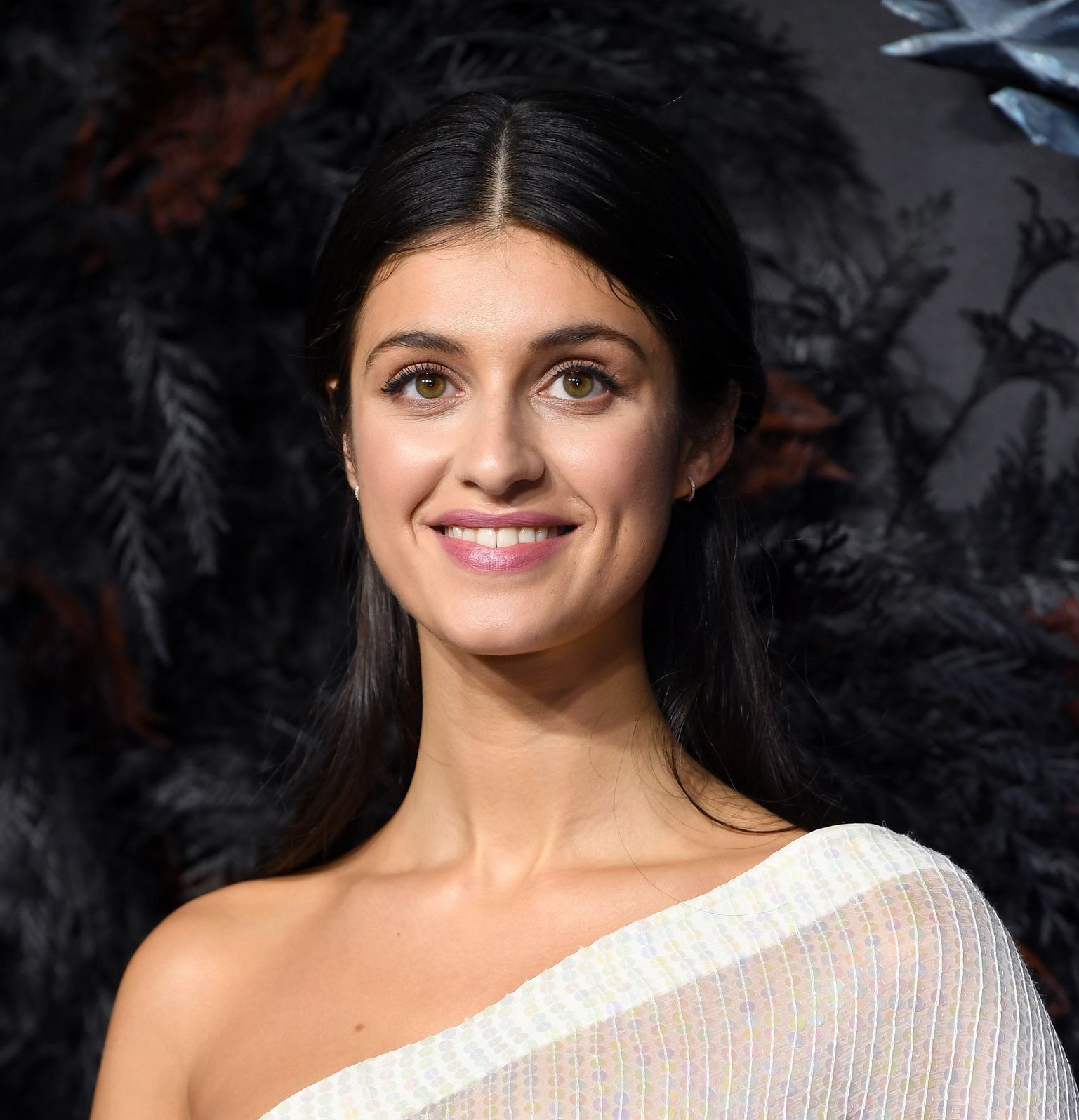 Who Is Anya Chalotra The Indian origin Actor From The Witcher 