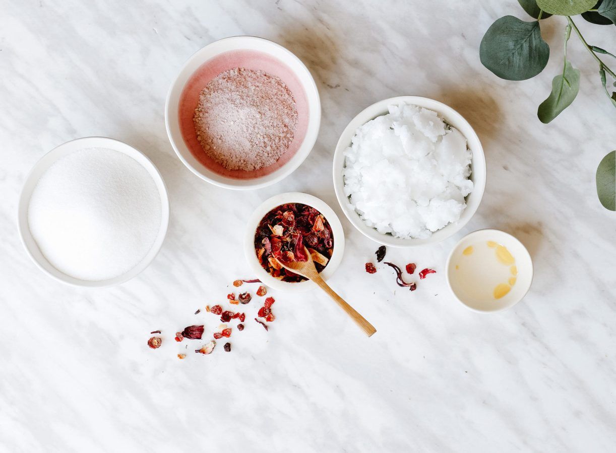 Homemade body scrubs for a soft and glowing summer body
