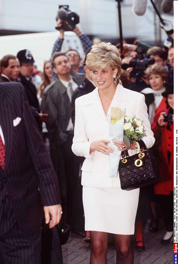 CoutureAndRoyals on X: Yesterday, on the eve of Princess Diana's 60th  birthday, Gucci announced the new bag named Gucci Diana, in her honour. Princess  Diana's favourite bamboo handle tote has been reimagined