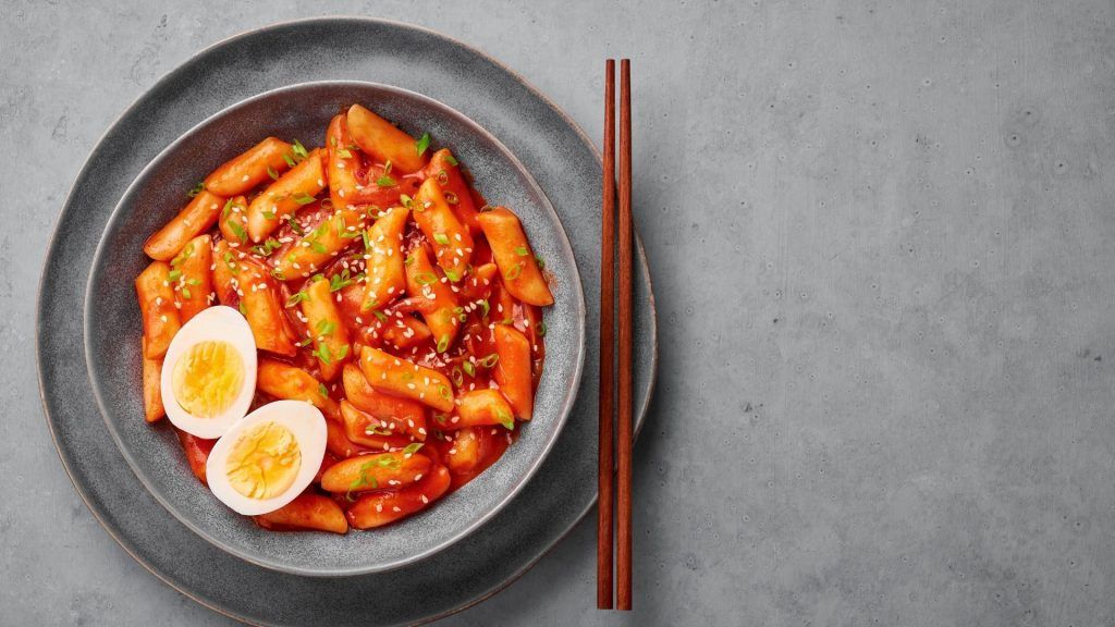 All about Tteokbokki: The ultimate Korean snack your favourite K-drama actors enjoy