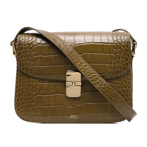 Chic and casual side bags for women that will glam up your