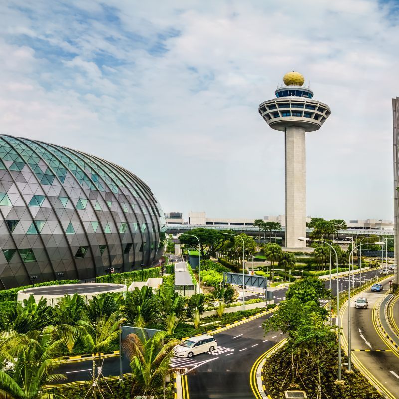 Singapore’s Changi Airport Introduces Baggage Tracking Services