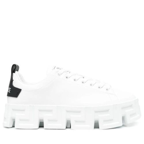 Best White Sneakers For Men That Deserve A Spot In Your Collection 8720