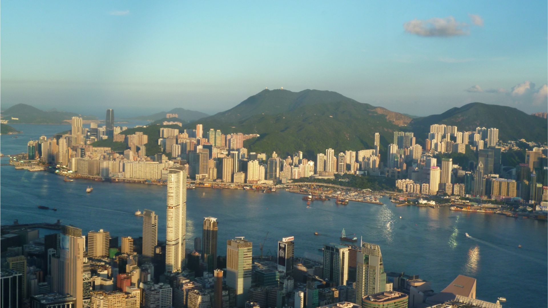 10 things every visitor must experience in Hong Kong