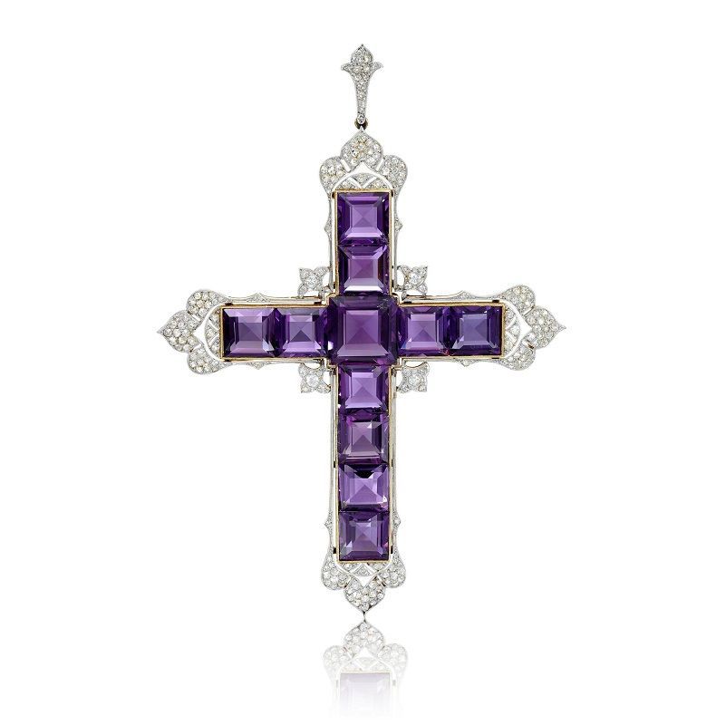 Kim Kardashian buys Attallah Cross worn by Princess Diana